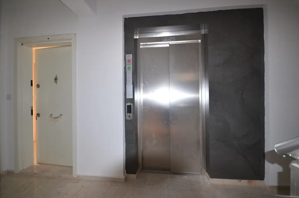 Elevator